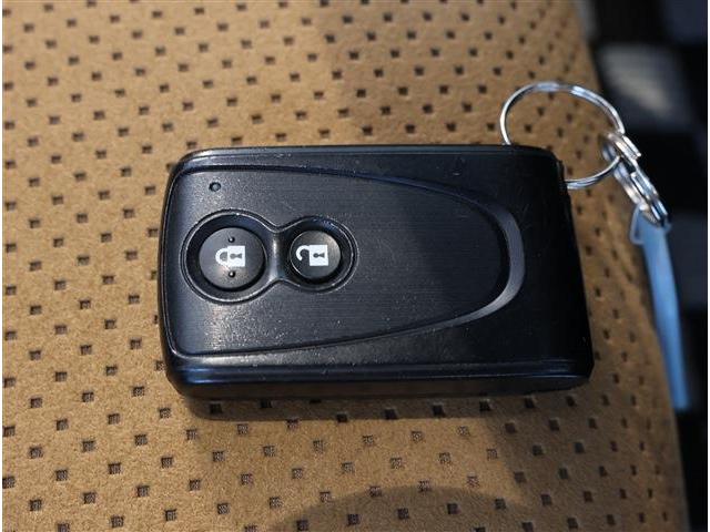 コペン セロ S 純正RECAROシート 純正MOMO革巻きハンドル+パドルシフト LEDヘッドライト シートヒーター スマートキー メモリーナビ フルセグTV バックカメラ ETC(19枚目)