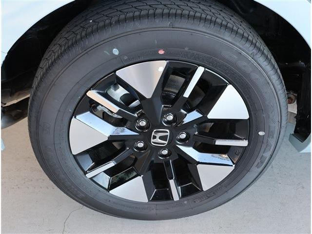 ステップワゴン エアー フロント&リアパーキングセンサー ブラインドスポットインフォメーション LEDヘッドライト 両側パワースライドドア スマートキー ナビ装着用スペシャルパッケージ(7枚目)