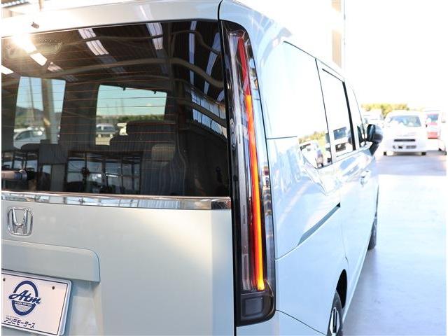 ステップワゴン エアー フロント&リアパーキングセンサー ブラインドスポットインフォメーション LEDヘッドライト 両側パワースライドドア スマートキー ナビ装着用スペシャルパッケージ(28枚目)