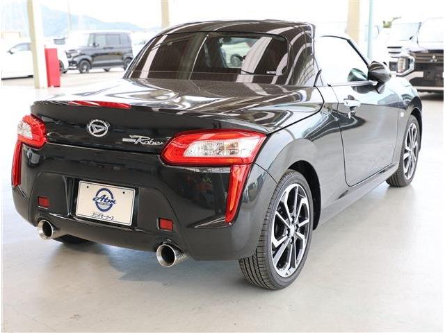 コペン ローブ　純正オプション（ＨＫＳマフラー）　ＬＥＤヘッドライト　シートヒーター　スマートキー　メモリーナビ　フルセグＴＶ　バックカメラ　ＥＴＣ（8枚目）