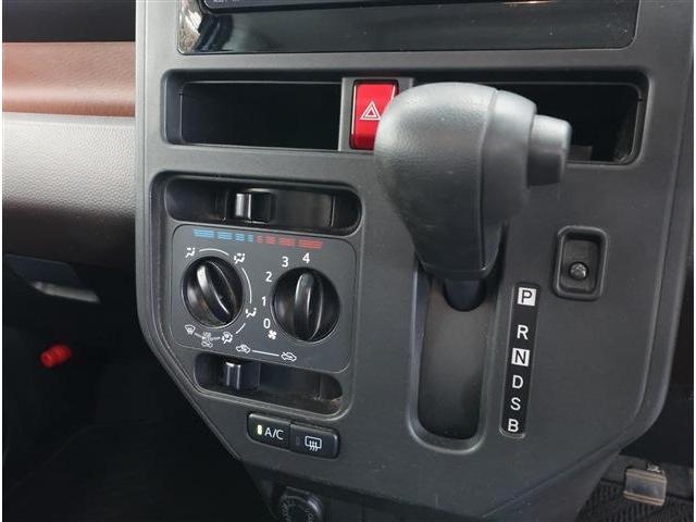 ルーミー Ｘ　Ｓ　衝突被害軽減ブレーキ　コーナーセンサー　パワースライドドア　スマートキー　メモリーナビ　フルセグＴＶ　バックカメラ　ＥＴＣ（13枚目）