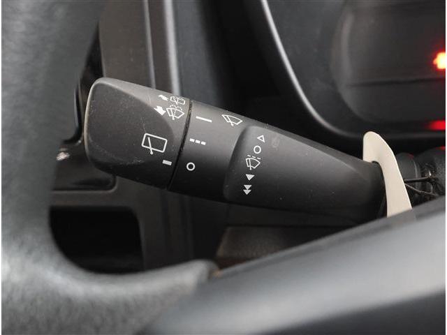 ルーミー Ｘ　Ｓ　衝突被害軽減ブレーキ　コーナーセンサー　パワースライドドア　スマートキー　メモリーナビ　フルセグＴＶ　バックカメラ　ＥＴＣ（30枚目）