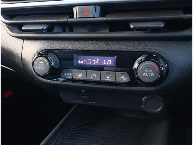 ノート Ｘ　アラウンドビューモニター　インテリジェントルームミラー　後側方車両検知警報　純正オプション９型ワイドナビ　フルセグＴＶ　アラウンドビューモニター　ＥＴＣ　エマージェンシーブレーキ　インテリジェントキー（13枚目）