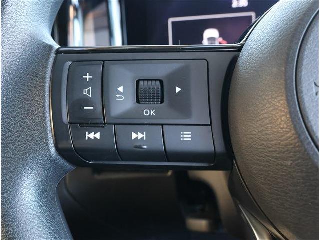 ノート Ｘ　アラウンドビューモニター　インテリジェントルームミラー　後側方車両検知警報　純正オプション９型ワイドナビ　フルセグＴＶ　アラウンドビューモニター　ＥＴＣ　エマージェンシーブレーキ　インテリジェントキー（30枚目）