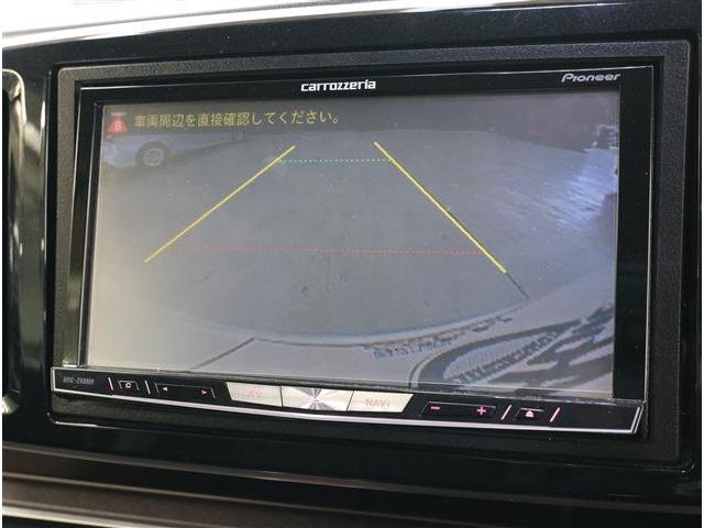 Ｎ－ＯＮＥ プレミアム　ツアラー　ＳＳパッケージ　衝突被害軽減ブレーキ　リヤコーナーセンサー　ディスチャージヘッドライト　レオニス１６インチアルミホイール　シートヒーター　スマートキー　メモリーナビ　フルセグＴＶ　バックカメラ　ＥＴＣ（5枚目）
