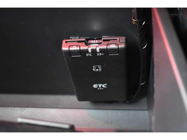 デリカＤ：５ Ｐ　Ｍナビ　ＴＶ　全方位カメラ　前後ドラレコ　ＥＴＣ　Ｂモニター　地デジ　ＬＥＤヘッドランプ　ナビＴＶ　シートヒーター　ＥＴＣ　４ＷＤ　電動シ－ト　寒冷地仕様　メモリナビ　ＡＢＳ　３列　オートエアコン（8枚目）
