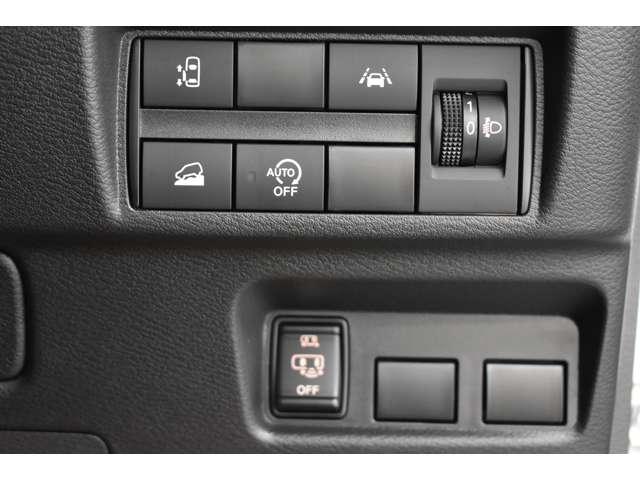デリカミニ Ｇ　弊社社有車　Ｍナビ　ＴＶ　Ｂカメラ（ミラー）　ｅ－Ａｓｓｉｓｔ　キーレス　シートヒーター　バックモニター　スマートキー　カーテンエアバッグ　フルオートエアコン　盗難防止　ＡＢＳ　ベンチシート　フルセグ（11枚目）
