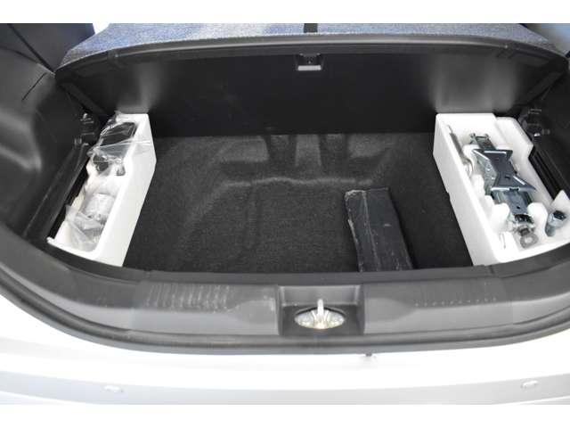 デリカＤ：２ ハイブリッドＭＺ　弊社ＦＣレンタカー　Ｍナビ　ＴＶ　Ｂカメラ　ＥＴＣ　衝突被害軽減ブレーキ　スマートキー＆プッシュスタート　両側パワースライドドア　フルセグＴＶ　シートヒーター　ナビＴＶ　ＬＥＤヘッドライト　ＥＴＣ（17枚目）