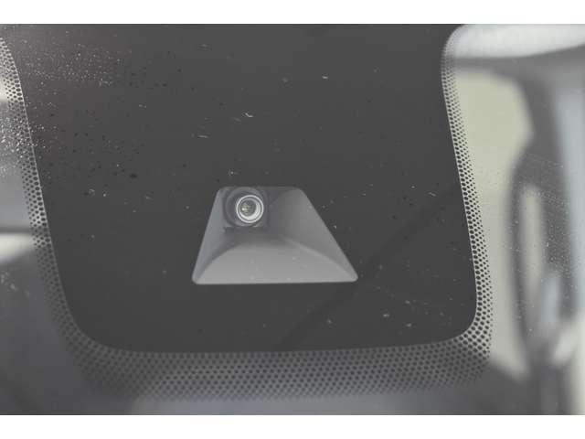 デリカミニ Ｔ　プレミアム　弊社社有車　Ｍナビ　ＴＶ　マイパイロット　フルセグＴＶ　ＬＥＤランプ　クルコン　キーレスエントリー　ＡＢＳ　エアバッグ　パワステ　ベンチシート　オートエアコン　ターボ車　フロントカメラ　バックカメラ（5枚目）