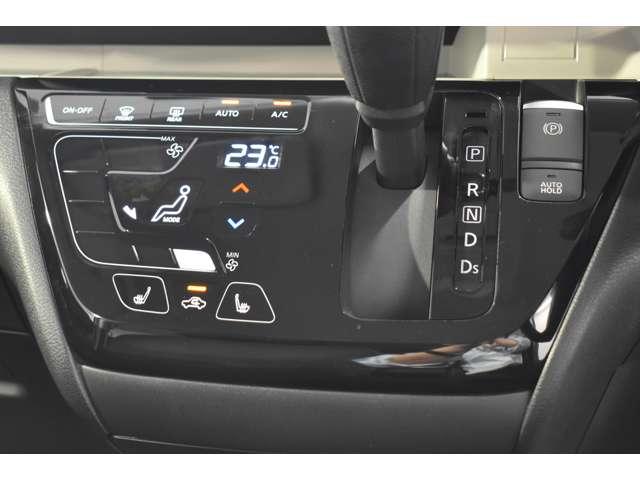 デリカミニ Ｔ　プレミアム　弊社社有車　Ｍナビ　ＴＶ　マイパイロット　フルセグＴＶ　ＬＥＤランプ　クルコン　キーレスエントリー　ＡＢＳ　エアバッグ　パワステ　ベンチシート　オートエアコン　ターボ車　フロントカメラ　バックカメラ（10枚目）