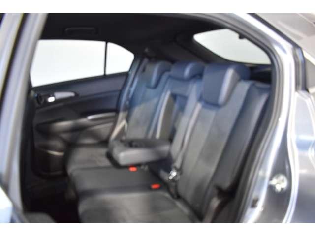 エクリプスクロス Ｐ　車歴レンタ　スマホ連携ナビ　前後ドラレコ　ｅ－アシスト　アラウンドビューモニター　ＬＥＤヘッドライト　パワーシート　フルオートエアコン　フルセグＴＶ　パーキングセンサー　シートヒーター　スマートキー（13枚目）