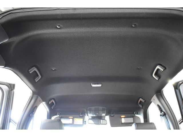 エクリプスクロス Ｐ　車歴レンタ　スマホ連携ナビ　前後ドラレコ　ｅ－アシスト　アラウンドビューモニター　ＬＥＤヘッドライト　パワーシート　フルオートエアコン　フルセグＴＶ　パーキングセンサー　シートヒーター　スマートキー（17枚目）