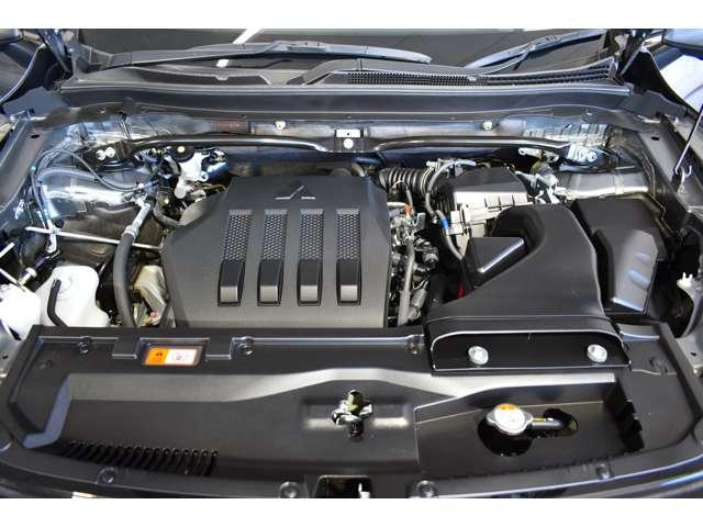 エクリプスクロス Ｐ　車歴レンタ　スマホ連携ナビ　前後ドラレコ　ｅ－アシスト　アラウンドビューモニター　ＬＥＤヘッドライト　パワーシート　フルオートエアコン　フルセグＴＶ　パーキングセンサー　シートヒーター　スマートキー（19枚目）