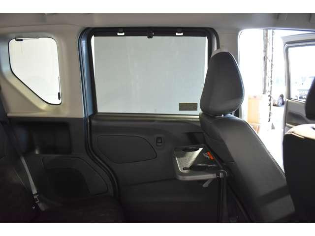 デリカミニ Ｇ　プレミアム　弊社社有車　Ｍナビ　ＴＶ　マイパイロット　ＬＥＤ　Ａクルコン　シートヒーター　ベンチシート　エアコン　コーナーセンサー　パワステ　アルミホイール　キーレスエントリー　エアバッグ　スマートキー　ＡＢＳ（13枚目）