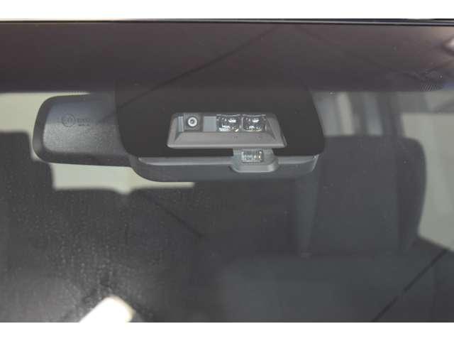 デリカD:5 P カスタム仕様 持込登録 Mナビ 後席モニター Bモニター 地デジ LEDヘッドランプ デュアルエアコン ナビTV シートヒーター ETC 4WD 電動シ-ト 寒冷地仕様 メモリナビ ABS 3列(5枚目)