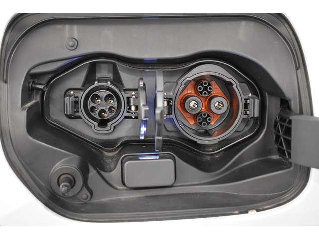 エクリプスクロスＰＨＥＶ Ｐ　スマホ連携ナビ　ＴＶ　ＡＣ１００Ｖ電源　ＥＴＣ　３６０度カメラ　地デジ　ＡＢＳ　ＬＥＤランプ　クルコン　バックカメラ　ソナー　寒冷地仕様車　シートヒーター　ＥＴＣ　４ＷＤ　ナビＴＶ　盗難防止　Ｐシート（12枚目）