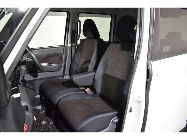 ｅＫクロススペース Ｇ　Ｍナビ　ＴＶ　Ｂカメラ　ＥＴＣ　左パワスラ　ブレーキサポート　盗難防止装置　Ｒカメラ　ＬＥＤ　フルセグ　ＥＴＣ　横滑り防止装置　メモリナビ　スマートキー　アイドリングストップ　シートヒーター　ナビＴＶ（5枚目）