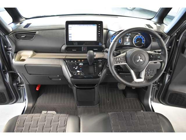 デリカミニ Ｔ　プレミアム　弊社社有車　Ｍナビ　ＴＶ　マイパイロット　衝突軽減装置　ターボエンジン　ナビＴＶ　寒冷地　パワステ　フルタイム４ＷＤ　エアバッグ　ＬＥＤヘッド　ＥＳＣ　サイドカメラ　クルコン　インテリキー　キーフリー（3枚目）