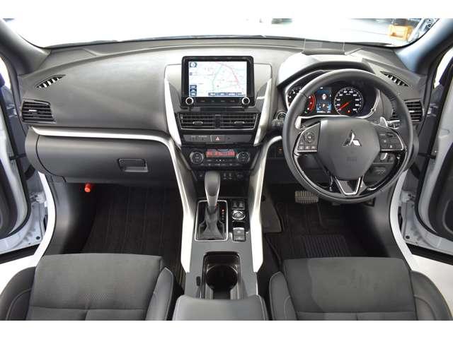 エクリプスクロス P スマホ連携ナビ TV 前後ドラレコ ETC e-アシスト アラウンドビューモニター LEDヘッドライト パワーシート フルオートエアコン フルセグTV パーキングセンサー シートヒーター スマートキー(3枚目)