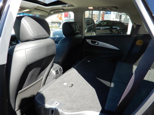 スカイラインクロスオーバー 370GT タイプP サンルーフ・ルーフレール・寒冷地仕様・黒革シート・パワーシート(運転席メモリー機能付)・前席シートヒーター・リモコン可倒式リヤシート・トノカバー・HDDナビ・BOSEサウンド・ETC・アラウンドビュー(38枚目)