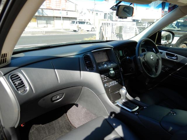 スカイラインクロスオーバー 370GT タイプP サンルーフ・ルーフレール・寒冷地仕様・黒革シート・パワーシート(運転席メモリー機能付)・前席シートヒーター・リモコン可倒式リヤシート・トノカバー・HDDナビ・BOSEサウンド・ETC・アラウンドビュー(43枚目)