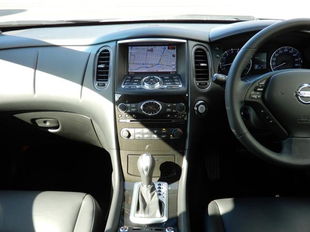 スカイラインクロスオーバー 370GT タイプP サンルーフ・ルーフレール・寒冷地仕様・黒革シート・パワーシート(運転席メモリー機能付)・前席シートヒーター・リモコン可倒式リヤシート・トノカバー・HDDナビ・BOSEサウンド・ETC・アラウンドビュー(53枚目)