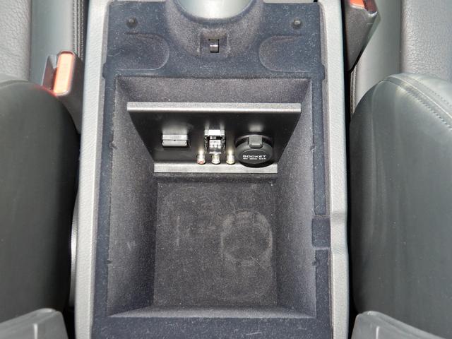 スカイラインクロスオーバー 370GT タイプP サンルーフ・ルーフレール・寒冷地仕様・黒革シート・パワーシート(運転席メモリー機能付)・前席シートヒーター・リモコン可倒式リヤシート・トノカバー・HDDナビ・BOSEサウンド・ETC・アラウンドビュー(66枚目)