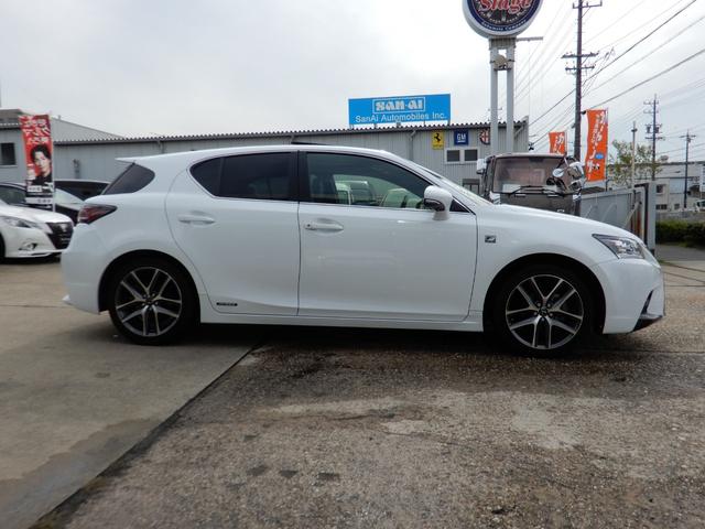 ＣＴ ＣＴ２００ｈ　Ｆスポーツ　ルーフブラック・ムーンルーフ・ＬＥＤヘッドランプ・スピンドルグリル・黒革シート・前席ヒーター付きパワーシート・ステアリングヒーター・パドルシフト・ＳＤナビ・ＤＴＶ・Ｂｌｕｅｔｈｏｏｔｈ・ＥＴＣ２．０（5枚目）