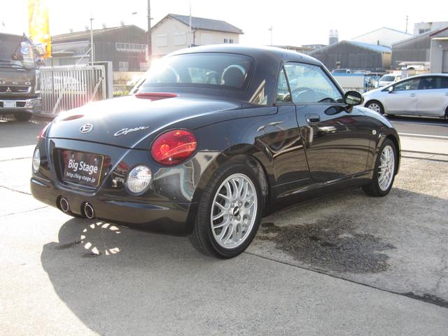 コペン 10thアニバーサリーエディション 最終特別仕様車・シリアルナンバー・電動アクティブトップ・ブラックメッキフロントグリル・プロジェクターヘッドランプ・フォグランプ・BBS15インチホイール・アルミスカッフプレート・本革製スポーツシート(6枚目)