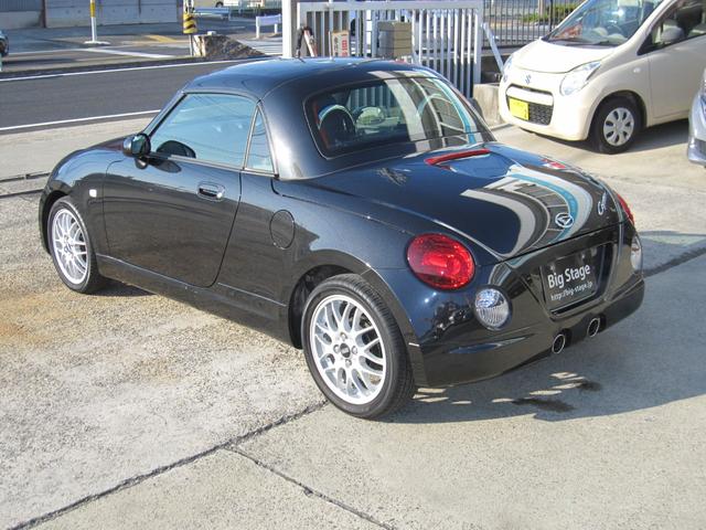 コペン 10thアニバーサリーエディション 最終特別仕様車・シリアルナンバー・電動アクティブトップ・ブラックメッキフロントグリル・プロジェクターヘッドランプ・フォグランプ・BBS15インチホイール・アルミスカッフプレート・本革製スポーツシート(8枚目)