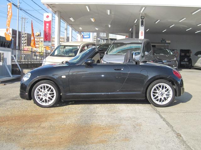 コペン 10thアニバーサリーエディション 最終特別仕様車・シリアルナンバー・電動アクティブトップ・ブラックメッキフロントグリル・プロジェクターヘッドランプ・フォグランプ・BBS15インチホイール・アルミスカッフプレート・本革製スポーツシート(12枚目)