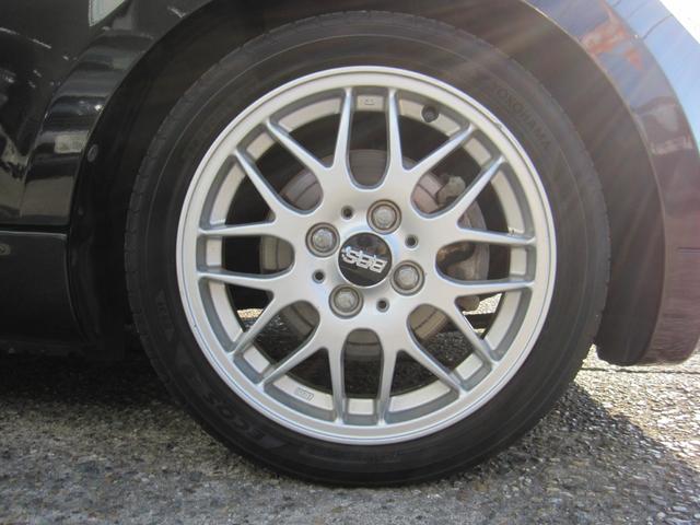 コペン 10thアニバーサリーエディション 最終特別仕様車・シリアルナンバー・電動アクティブトップ・ブラックメッキフロントグリル・プロジェクターヘッドランプ・フォグランプ・BBS15インチホイール・アルミスカッフプレート・本革製スポーツシート(21枚目)