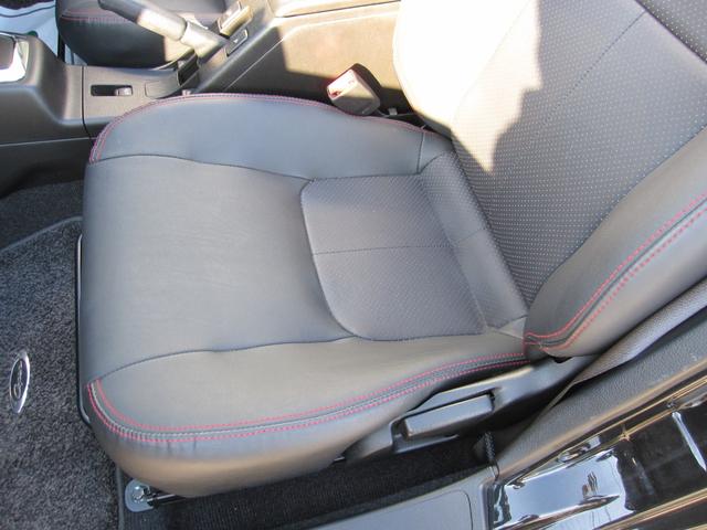 コペン 10thアニバーサリーエディション 最終特別仕様車・シリアルナンバー・電動アクティブトップ・ブラックメッキフロントグリル・プロジェクターヘッドランプ・フォグランプ・BBS15インチホイール・アルミスカッフプレート・本革製スポーツシート(36枚目)