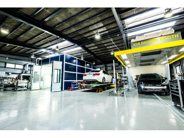 コペン 10thアニバーサリーエディション 最終特別仕様車・シリアルナンバー・電動アクティブトップ・ブラックメッキフロントグリル・プロジェクターヘッドランプ・フォグランプ・BBS15インチホイール・アルミスカッフプレート・本革製スポーツシート(46枚目)