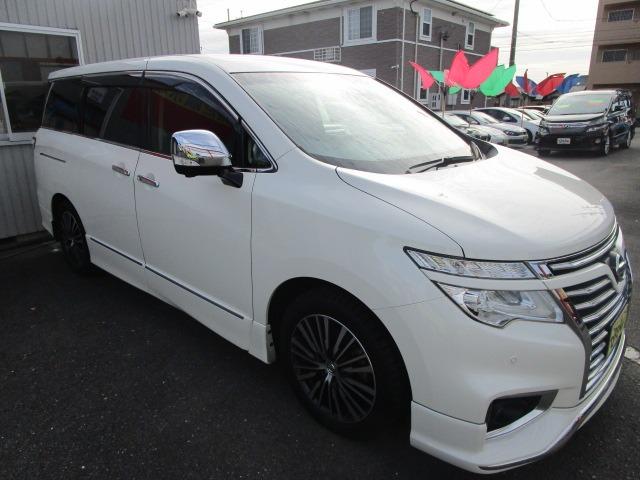 エルグランド ３５０ハイウェイスタープレミアム　１年保証　インテリキー　純正ＨＤＤナビ　Ｂｌｕｅｔｏｏｔｈ　アラウンドビューＭ　３６０度ドラレコ　ブレーキＡ　クルーズコントロール　フリップダウンＭ　レザーシート　純正アルミ　Ｒ両側パワースライド（8枚目）