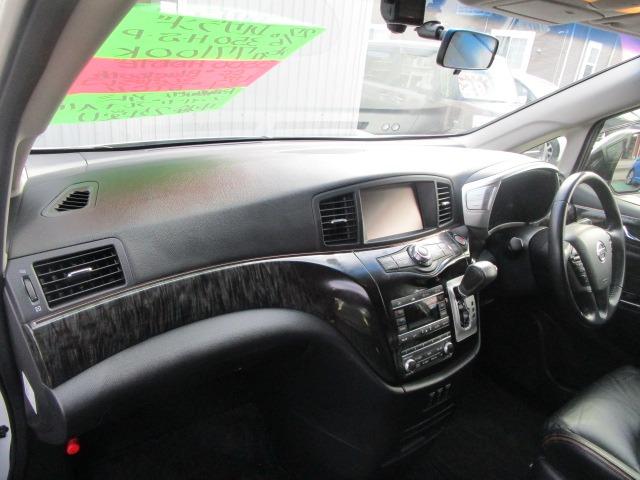 エルグランド ３５０ハイウェイスタープレミアム　１年保証　インテリキー　純正ＨＤＤナビ　Ｂｌｕｅｔｏｏｔｈ　アラウンドビューＭ　３６０度ドラレコ　ブレーキＡ　クルーズコントロール　フリップダウンＭ　レザーシート　純正アルミ　Ｒ両側パワースライド（13枚目）