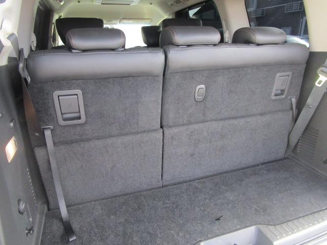 エルグランド ３５０ハイウェイスタープレミアム　１年保証　インテリキー　純正ＨＤＤナビ　Ｂｌｕｅｔｏｏｔｈ　アラウンドビューＭ　３６０度ドラレコ　ブレーキＡ　クルーズコントロール　フリップダウンＭ　レザーシート　純正アルミ　Ｒ両側パワースライド（22枚目）