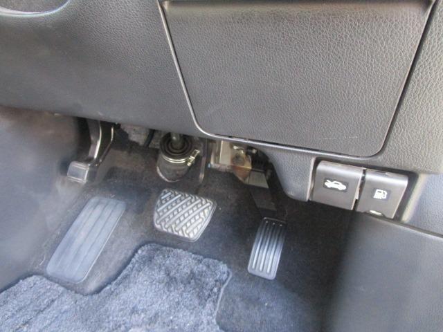 エルグランド ３５０ハイウェイスタープレミアム　１年保証　インテリキー　純正ＨＤＤナビ　Ｂｌｕｅｔｏｏｔｈ　アラウンドビューＭ　３６０度ドラレコ　ブレーキＡ　クルーズコントロール　フリップダウンＭ　レザーシート　純正アルミ　Ｒ両側パワースライド（38枚目）