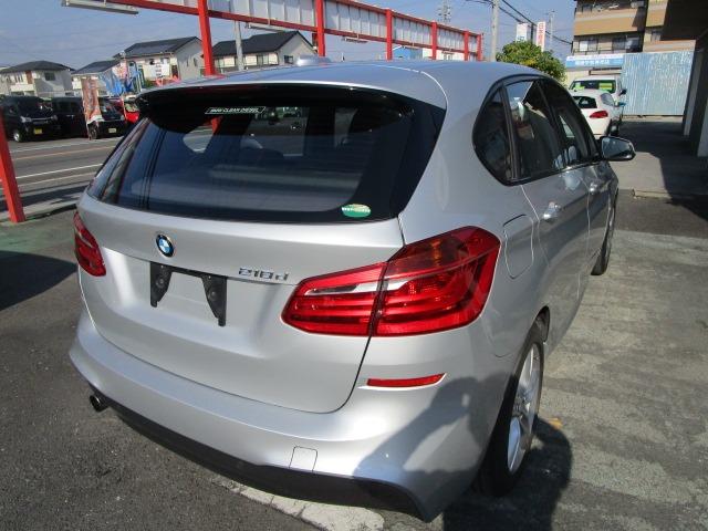 全国納車可能！！　ご自宅納車でも当社のものが責任をもってお届けに参り、お客様のお顔を見ながら納めさせて頂きます。