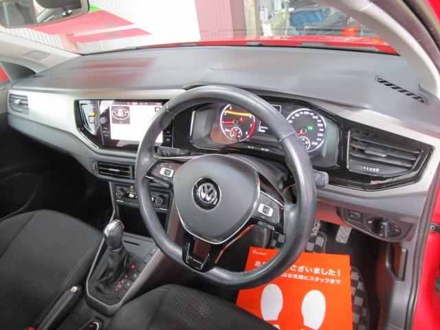 ポロ ＴＳＩコンフォートライン　Ｗエアバック　ＡＢＳ　インテリキー　純正ＳＤナビ　ＣＤ　ワンセグ　Ｂｌｕｅｔｏｏｔｈ　Ｂカメラ　ＵＳＢ　クルーズコントロール　ブレーキＡ　純正アルミ　クリアランスソナー　ＩＣ付ターボ　ｉ－ＳＴＯＰ（14枚目）