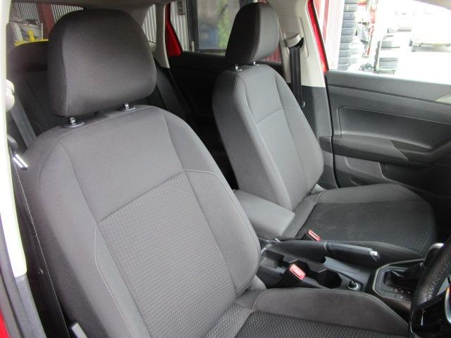 ポロ ＴＳＩコンフォートライン　Ｗエアバック　ＡＢＳ　インテリキー　純正ＳＤナビ　ＣＤ　ワンセグ　Ｂｌｕｅｔｏｏｔｈ　Ｂカメラ　ＵＳＢ　クルーズコントロール　ブレーキＡ　純正アルミ　クリアランスソナー　ＩＣ付ターボ　ｉ－ＳＴＯＰ（15枚目）