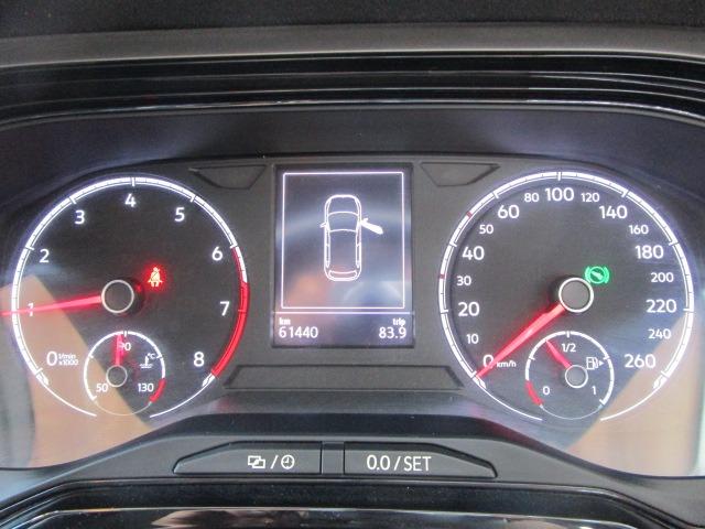 ポロ ＴＳＩコンフォートライン　Ｗエアバック　ＡＢＳ　インテリキー　純正ＳＤナビ　ＣＤ　ワンセグ　Ｂｌｕｅｔｏｏｔｈ　Ｂカメラ　ＵＳＢ　クルーズコントロール　ブレーキＡ　純正アルミ　クリアランスソナー　ＩＣ付ターボ　ｉ－ＳＴＯＰ（25枚目）