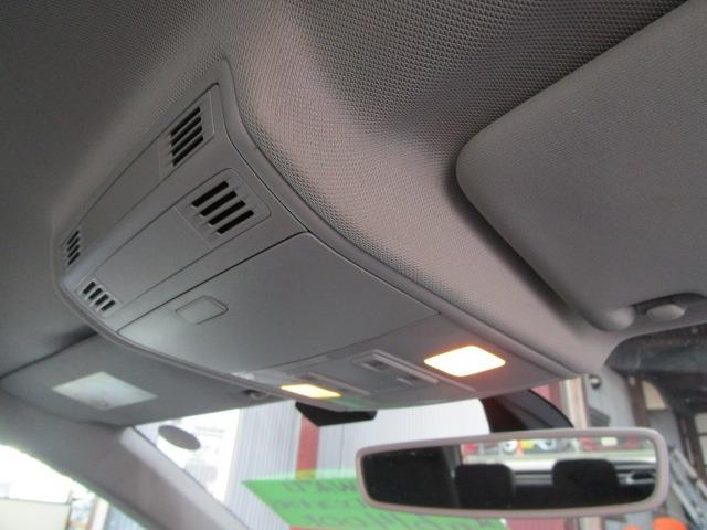 ポロ ＴＳＩコンフォートライン　Ｗエアバック　ＡＢＳ　インテリキー　純正ＳＤナビ　ＣＤ　ワンセグ　Ｂｌｕｅｔｏｏｔｈ　Ｂカメラ　ＵＳＢ　クルーズコントロール　ブレーキＡ　純正アルミ　クリアランスソナー　ＩＣ付ターボ　ｉ－ＳＴＯＰ（39枚目）