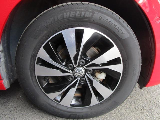 ポロ ＴＳＩコンフォートライン　Ｗエアバック　ＡＢＳ　インテリキー　純正ＳＤナビ　ＣＤ　ワンセグ　Ｂｌｕｅｔｏｏｔｈ　Ｂカメラ　ＵＳＢ　クルーズコントロール　ブレーキＡ　純正アルミ　クリアランスソナー　ＩＣ付ターボ　ｉ－ＳＴＯＰ（53枚目）