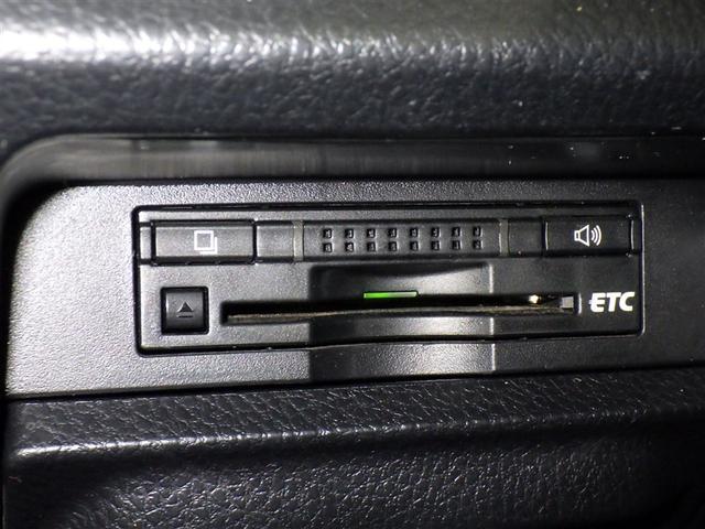 ノア Ｓｉ　メモリーナビ　フルセグ　バックカメラ　ＥＴＣ　ドラレコ　ＣＤ　ＤＶＤ再生　後席モニター　ＬＥＤヘッドランプ　両側電動スライド　乗車定員７人　３列シート　スマートキー　キーレス　アイドリングストップ（18枚目）