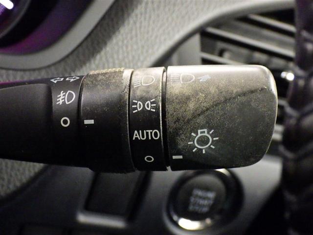 ノア Ｓｉ　メモリーナビ　フルセグ　バックカメラ　ＥＴＣ　ドラレコ　ＣＤ　ＤＶＤ再生　後席モニター　ＬＥＤヘッドランプ　両側電動スライド　乗車定員７人　３列シート　スマートキー　キーレス　アイドリングストップ（19枚目）