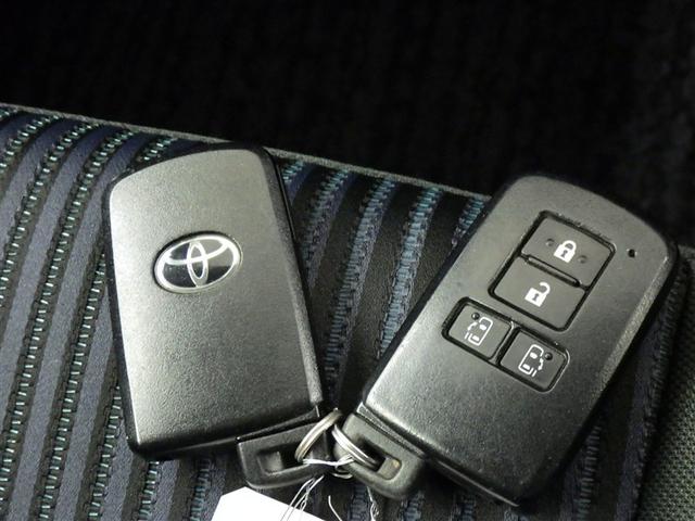 ノア Ｓｉ　メモリーナビ　フルセグ　バックカメラ　ＥＴＣ　ドラレコ　ＣＤ　ＤＶＤ再生　後席モニター　ＬＥＤヘッドランプ　両側電動スライド　乗車定員７人　３列シート　スマートキー　キーレス　アイドリングストップ（23枚目）