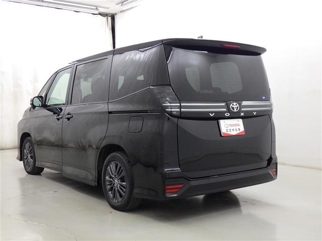 ヴォクシー S-G 衝突被害軽減システム フルセグ バックカメラ ETC CD ミュージックプレイヤー接続可 DVD再生 オートクルーズコントロール LEDヘッドランプ 両側電動スライド 乗車定員7人 3列シート(4枚目)