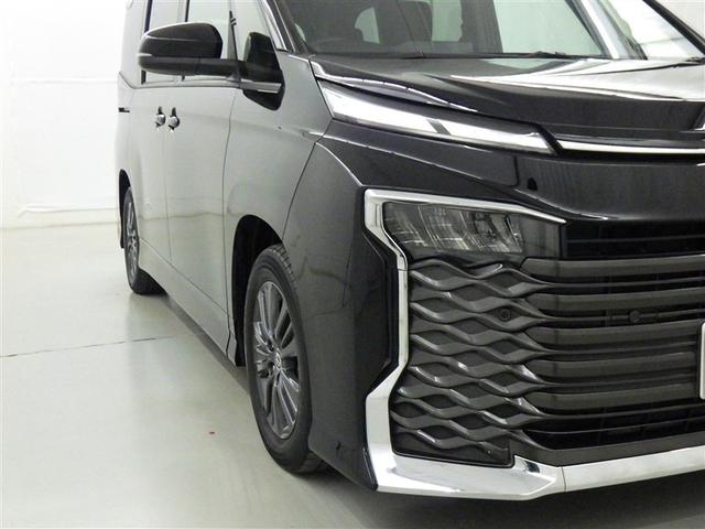 ヴォクシー S-G 衝突被害軽減システム フルセグ バックカメラ ETC CD ミュージックプレイヤー接続可 DVD再生 オートクルーズコントロール LEDヘッドランプ 両側電動スライド 乗車定員7人 3列シート(6枚目)