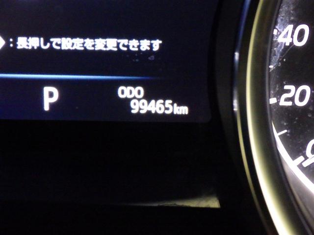 カムリ ＷＳレザーパッケージ　衝突被害軽減システム　メモリーナビ　フルセグ　バックカメラ　ＥＴＣ　ドラレコ　ＣＤ　ミュージックプレイヤー接続可　革シート　電動シート　オートクルーズコントロール　ＬＥＤヘッドランプ　スマートキー（24枚目）